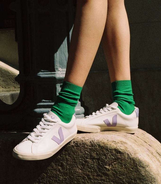 Veja sievietes esplar ādas balta lavanda 4846D243 kurpes