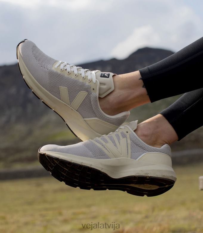 Veja sievietes marlin v-knit chalk Pierre 4846D276 kurpes